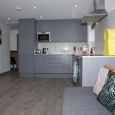 Spacious Modern 2 Bed Flat In City Centre Reading Zewnętrze zdjęcie