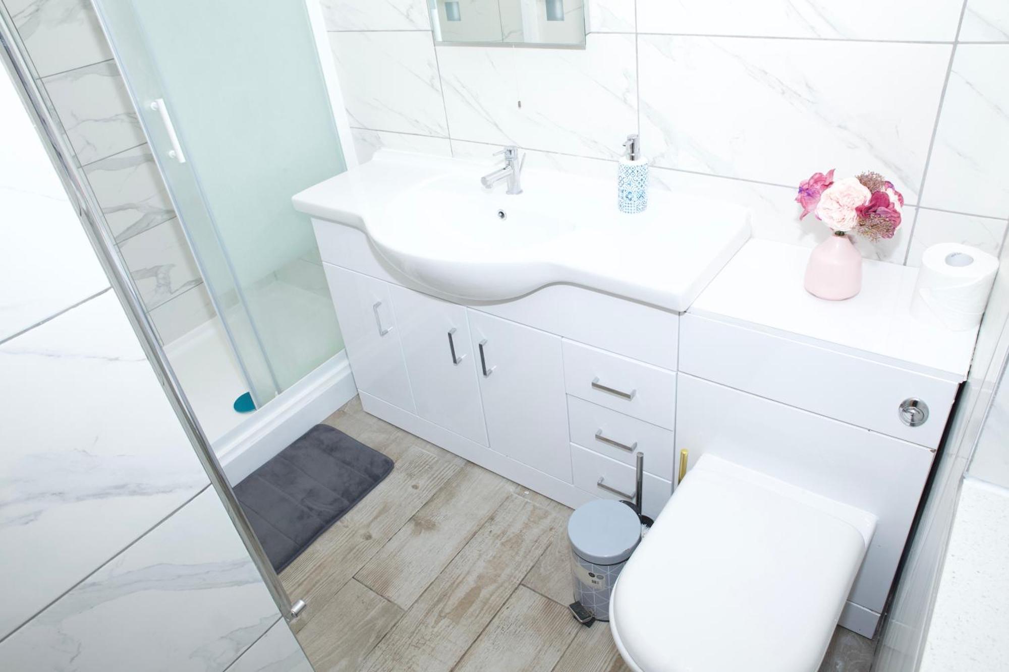 Spacious Modern 2 Bed Flat In City Centre Reading Zewnętrze zdjęcie