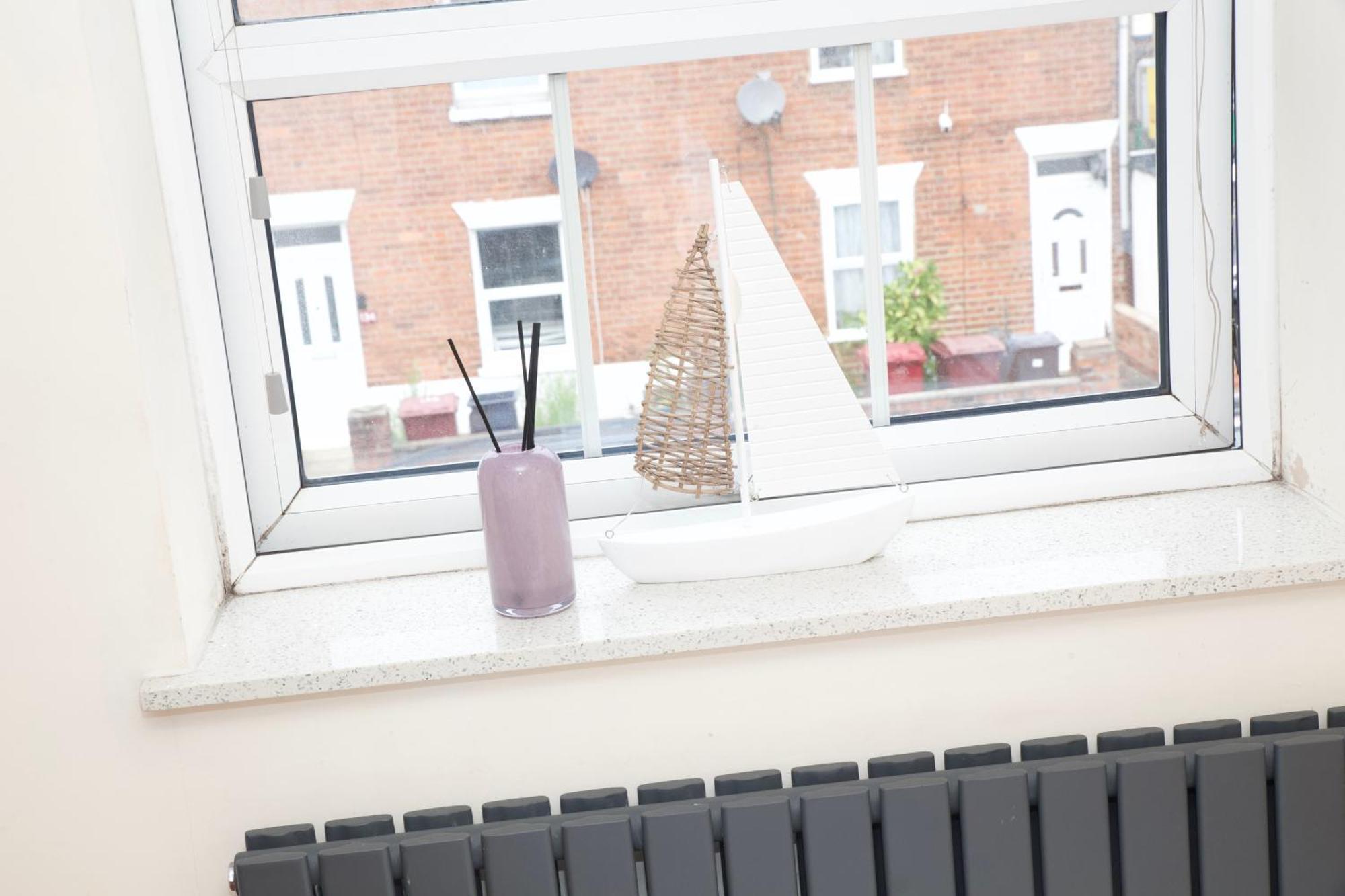 Spacious Modern 2 Bed Flat In City Centre Reading Zewnętrze zdjęcie
